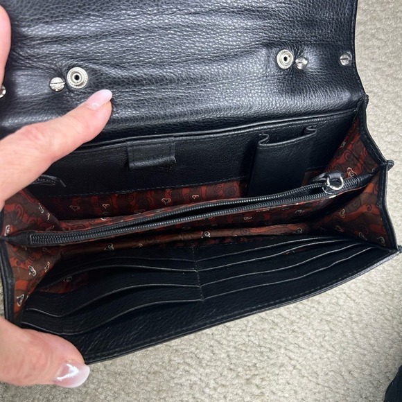 Brighton 8.5 x 5 inch wallet bag with magnetic closure detachable strap - Picture 2 of 11